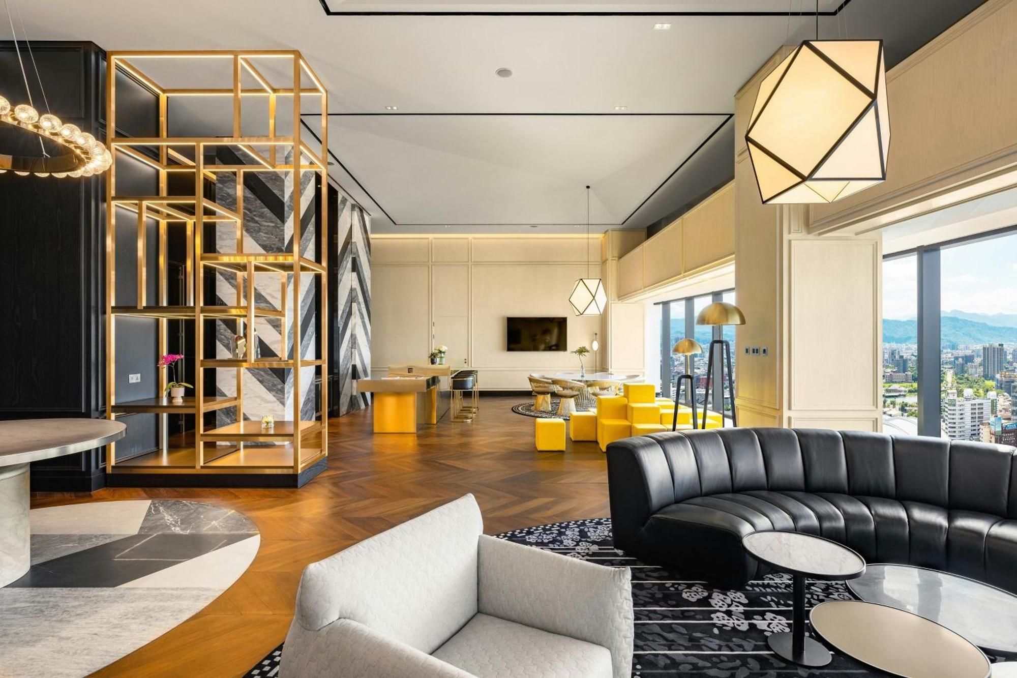Le Meridien 타이중 외부 사진 The Club at The Westin Nanjing