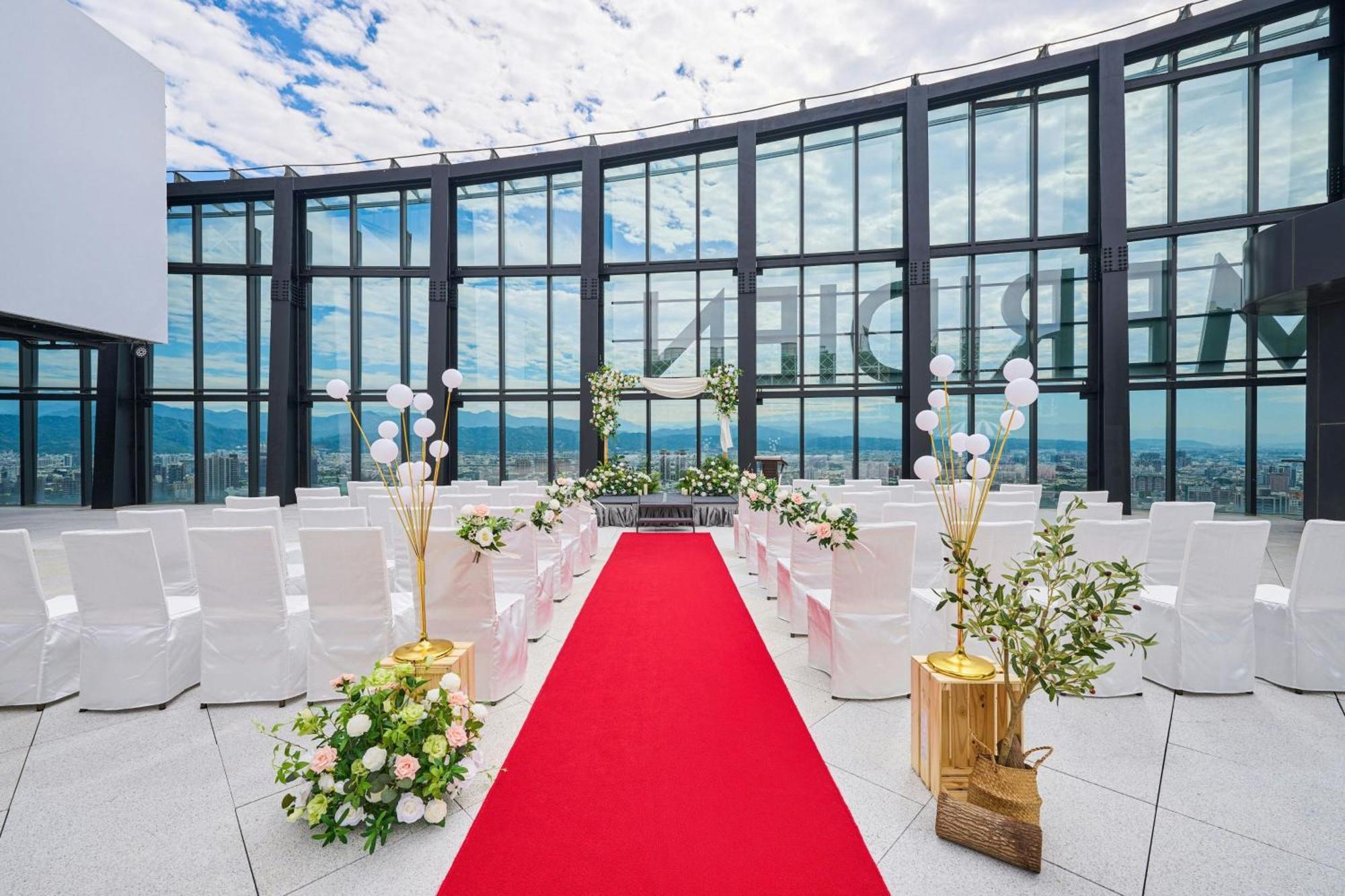 Le Meridien 타이중 외부 사진 The Sky Chapel